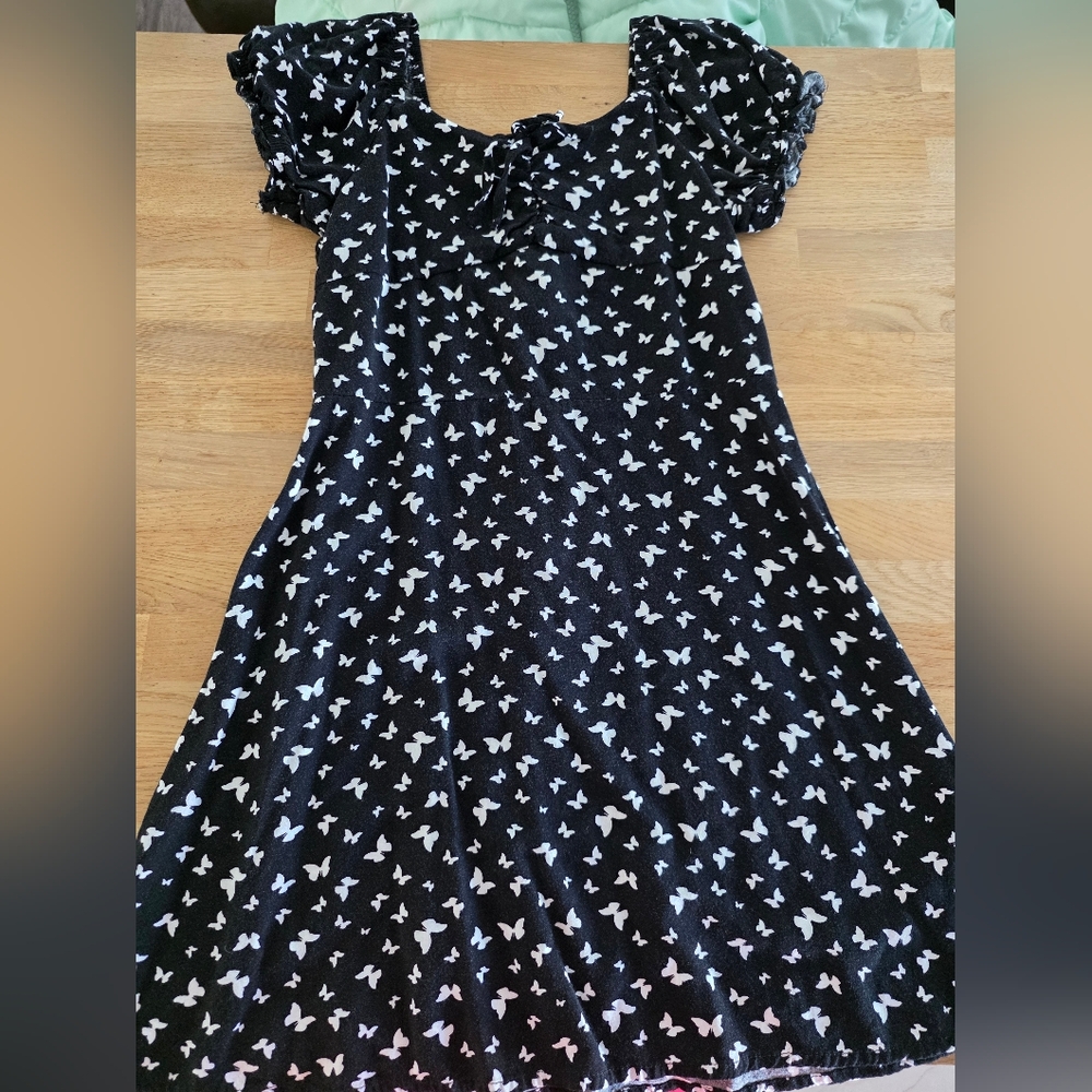 Art Class Black and White Butterfly Dress